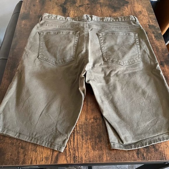 h&m slim fit jean shorts - Picture 1 of 7